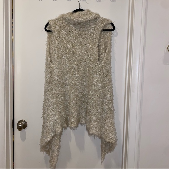 Joh Apparel White/Cream Cardigan - Picture 2 of 3